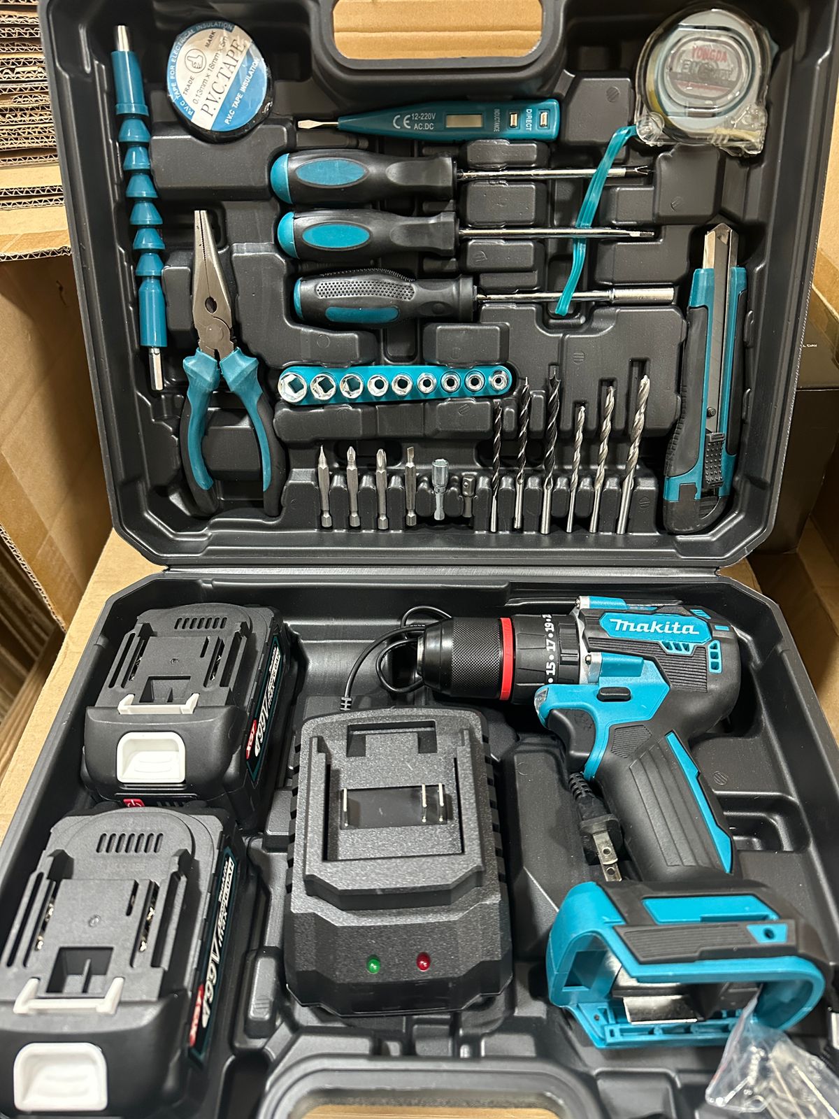 Taladro Makita Inalámbrico 128v full accesorios